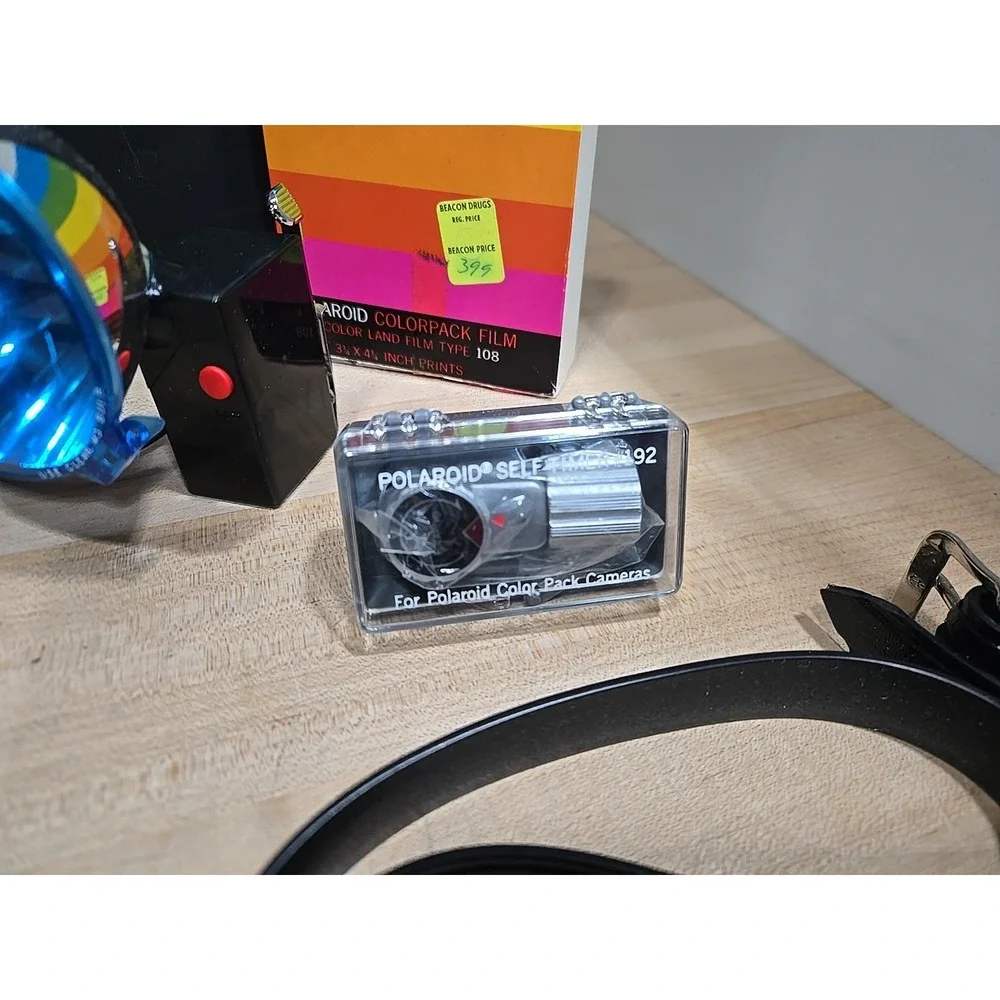 Vintage Polaroid Automatic‎ 100 Land Camera w/ Flash Timer Manual Case UNTESTED